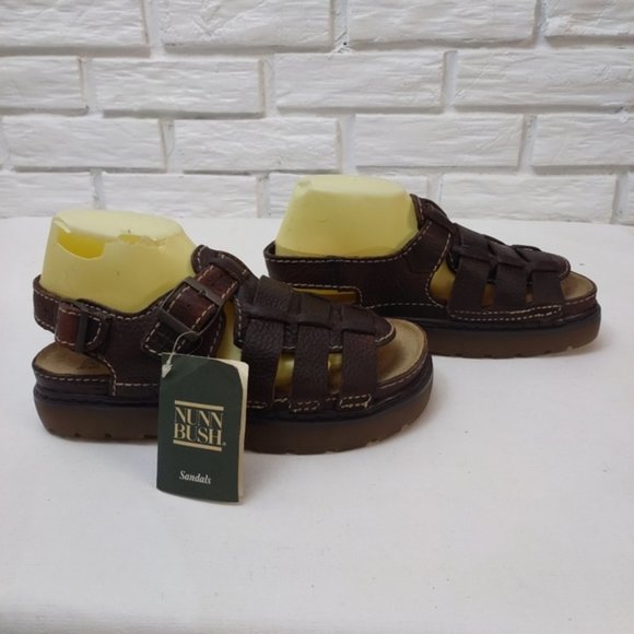 Nunn Bush Other - Nunn Bush Genuine Brown Leather Sandals Size 8M NWT